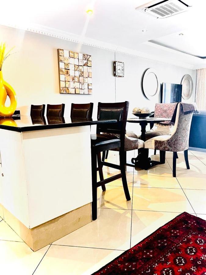 The Sails Penthouse With Private Rooftop Pool Durban Luaran gambar